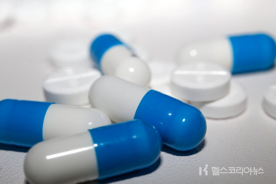 [자료=헬코DB] 처방약 전문의약품 일반의약품 전문약 일반약 의약품 진통제 해열제 소화제 제약산업
